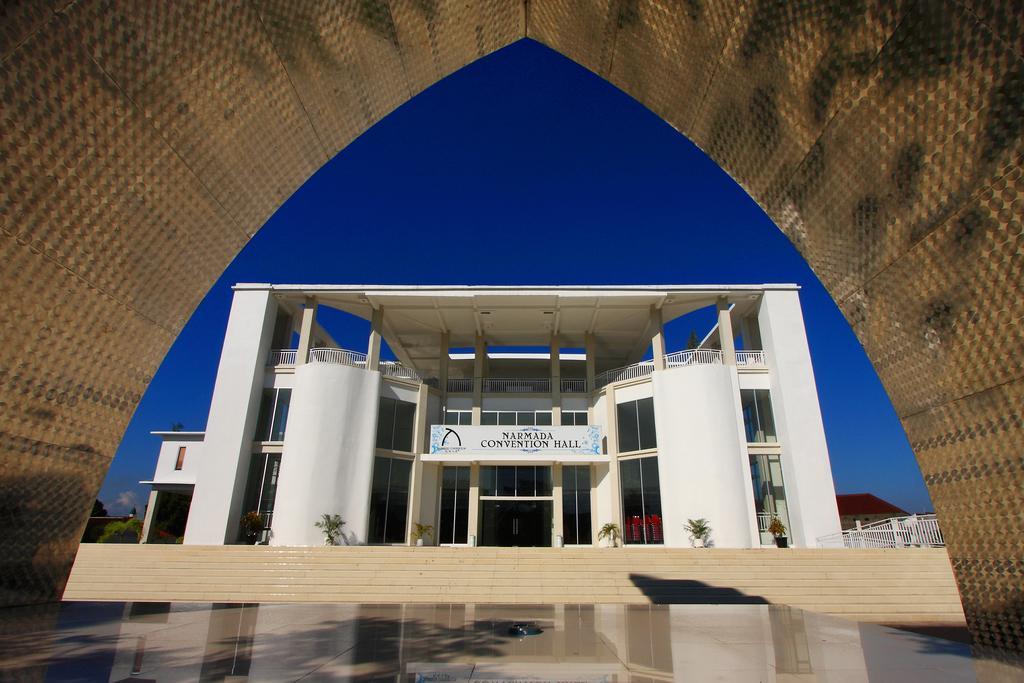 Hotel Narmada Convention Hall Mataram Exteriér fotografie